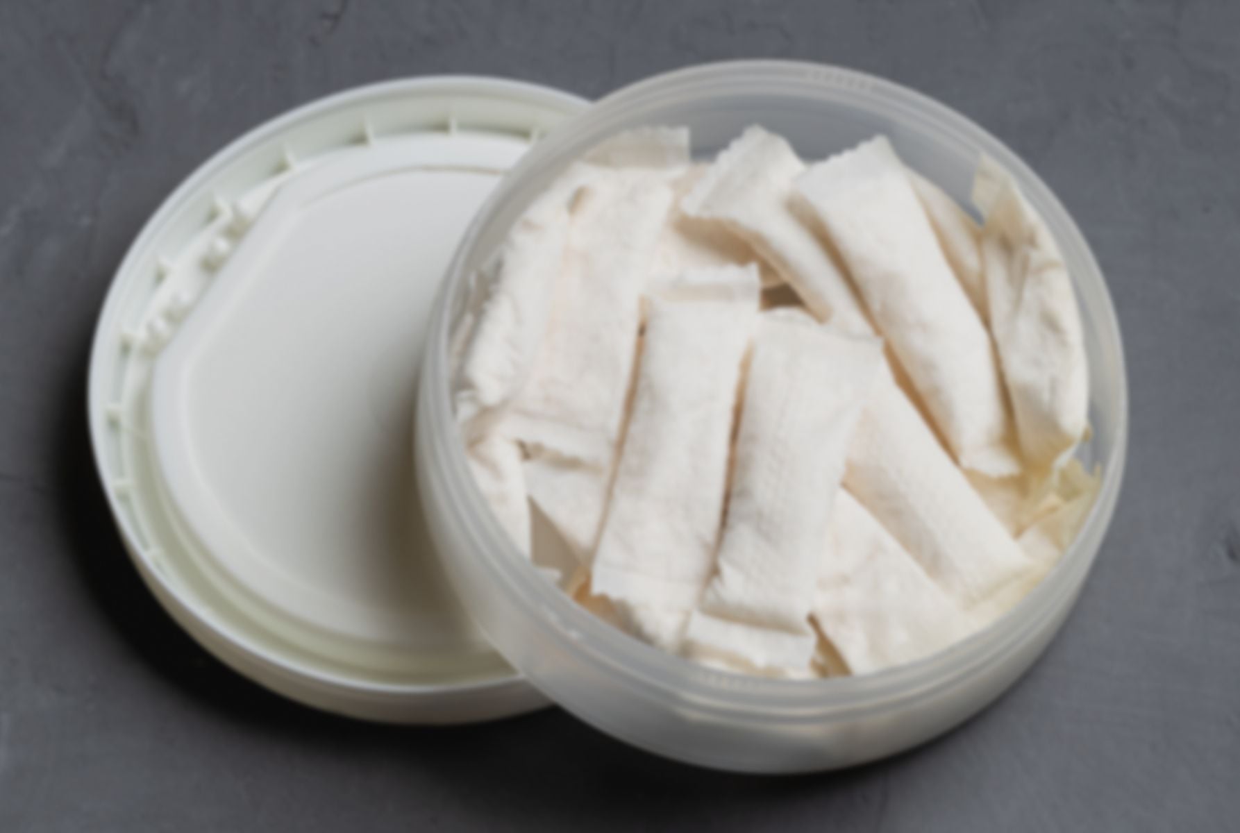 Artificial Sweeteners in Nicotine Pouches